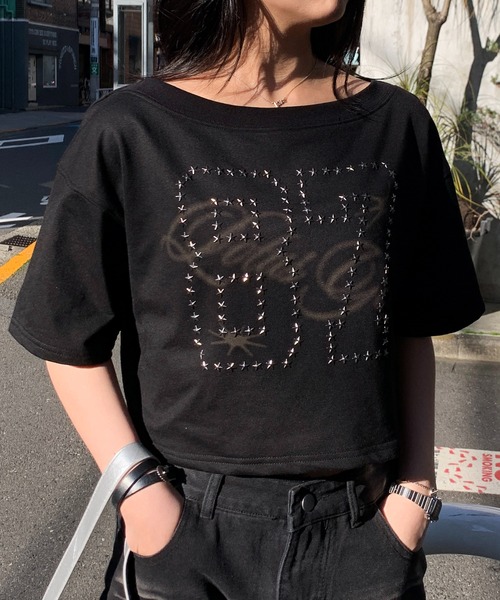 lilful(リルフル)の「【26年春夏新作】スタースタッズナンバリングデザイン ぼかしロゴ ワンショルトップス(Tシャツ/カットソー・レディース・ブラック/ブルー/ホワイト・F)」の7枚目の写真