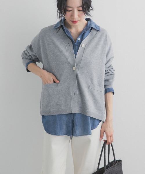 URBAN RESEARCH DOORS（アーバンリサーチドアーズ）の「ウォッシャブルブライトカーディガン｜春服/春ニット/洗濯可/オフィスカジュアル/通勤（カーディガン/ボレロ・レディース・オートミール/ライトグレー・FREE）」の20枚目の写真