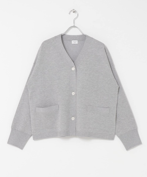 URBAN RESEARCH DOORS（アーバンリサーチドアーズ）の「ウォッシャブルブライトカーディガン｜春服/春ニット/洗濯可/オフィスカジュアル/通勤（カーディガン/ボレロ・レディース・オートミール/ライトグレー・FREE）」の16枚目の写真