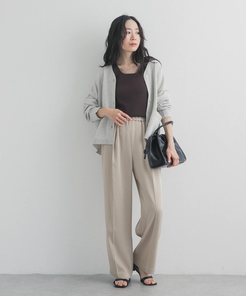 URBAN RESEARCH DOORS（アーバンリサーチドアーズ）の「ウォッシャブルブライトカーディガン｜春服/春ニット/洗濯可/オフィスカジュアル/通勤（カーディガン/ボレロ・レディース・オートミール/ライトグレー・FREE）」の6枚目の写真