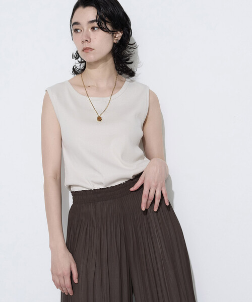 K.T KIYOKO TAKASE(キヨコタカセ)の「スパークナイロンテレコ 2WAYタンクトップ(タンクトップ・レディース・ホワイト/ライトグレー/ブラック/サックスブルー/ベージュ・11号/9号/7号)」の18枚目の写真