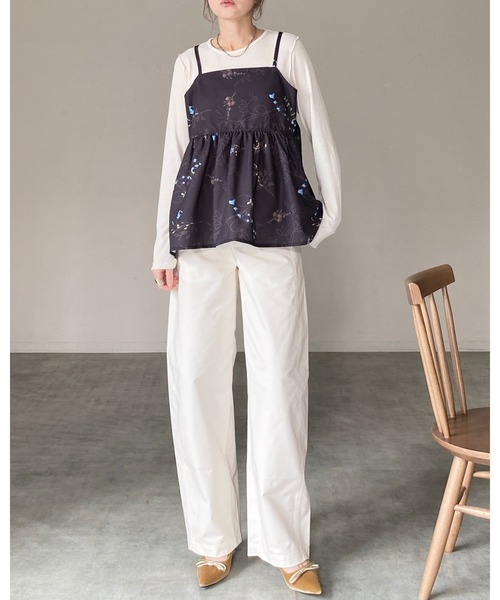 She's Closet（シーズクローゼット）の「フラワープリント 花柄キャミソール ビスチェ パンツスタイル 上下 セットアップ（セットアップ・レディース・オフホワイト/ネイビー/ブラック・FREE）」の14枚目の写真
