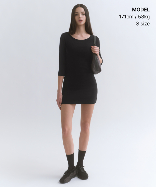 MUSINSA STANDARD WOMAN（ムシンサスタンダードウーマン）の「ウィメンズジャージミニドレス[ブラック]（ワンピース・レディース・その他・X-SMALL/SMALL/MEDIUM/LARGE）」の5枚目の写真
