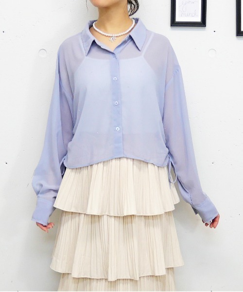 FUN(ファン)の「ラインストーンシャツ(シャツ/ブラウス・レディース・ピンク/サックスブルー/チャコールグレー/オフホワイト・FREE)」の4枚目の写真