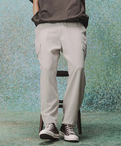THEOREM(セオレム)の「mp14978- High Tech Wide Cargo Pnats ワイドカーゴパンツ(TRM-3665)(カーゴパンツ・メンズ・ライトベージュ/ブラック/ミックスグレー・S/XL/L/M)」の5枚目の写真