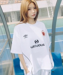 UMBRO（アンブロ）の「UMBRO別注 オーバーサイズドローコードゲームカットソー（Tシャツ/カットソー）」