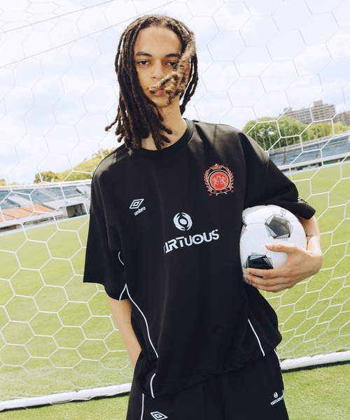 UMBRO(アンブロ)の「UMBRO別注 オーバーサイズドローコードゲームカットソー(Tシャツ/カットソー・メンズ・ネイビー/ホワイト/ブラック/グレー・S/M/L/XL)」の16枚目の写真