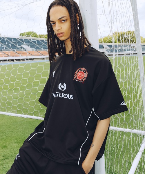 UMBRO(アンブロ)の「UMBRO別注 オーバーサイズドローコードゲームカットソー(Tシャツ/カットソー・メンズ・ネイビー/ホワイト/ブラック/グレー・S/M/L/XL)」の17枚目の写真