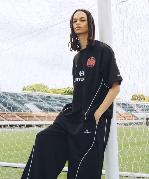UMBRO(アンブロ)の「UMBRO別注 オーバーサイズドローコードゲームカットソー(Tシャツ/カットソー・メンズ・ネイビー/ホワイト/ブラック/グレー・S/M/L/XL)」の18枚目の写真