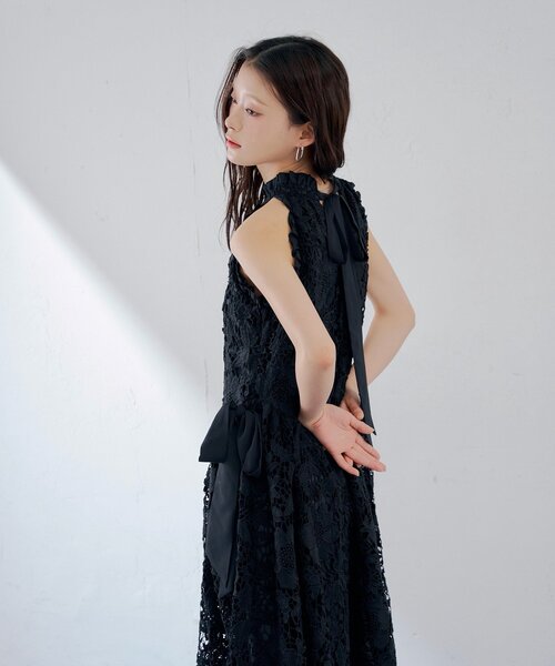 Chico(チコ)の「【SALON by Chico】リボン取り外しレースティアードアメスリワンピース(ワンピース・レディース・ホワイト/ブラック/ブルー・FREE)」の12枚目の写真