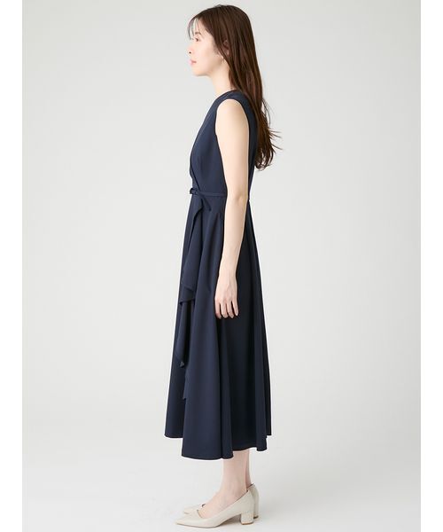 CELFORD(セルフォード)の「【洗える】カシュクールラッフルワンピース(ワンピース・レディース・イエロー/ネイビー/ドット・36/38)」の11枚目の写真