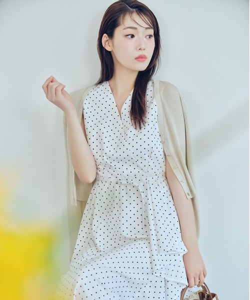 CELFORD(セルフォード)の「【洗える】カシュクールラッフルワンピース(ワンピース・レディース・イエロー/ネイビー/ドット・36/38)」の19枚目の写真