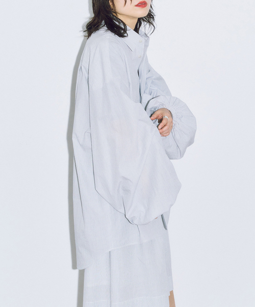 CITYSHOP（シティーショップ）の「《追加2》BALLOON CUFF シャツ（シャツ/ブラウス・レディース・ホワイト/ブルー・FREE）」の2枚目の写真