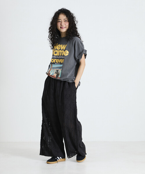 Freada(フリーダ)の「Freada/フリーダ オリジナル フォト プリント Tシャツ(Tシャツ/カットソー・レディース・ホワイト/ブラック・ONE SIZE)」の22枚目の写真