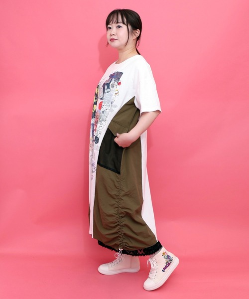 iS ScoLar(イズスカラー)の「562206:花コラージュ柄 異素材使いワンピース(ワンピース・レディース・ブラック/オフホワイト・M)」の4枚目の写真