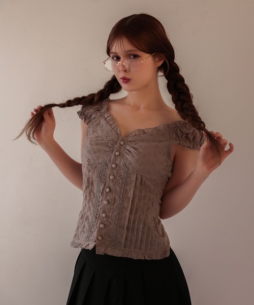 M DOLLY(エムドリー)の「Cotton lace belle tops / コットンレースベルトップス(シャツ/ブラウス・レディース・ホワイト/グレー・FREE)」の17枚目の写真