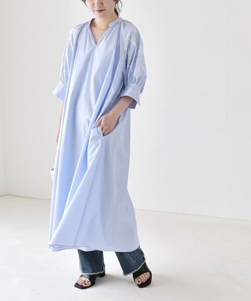 quaranciel(カランシエル)の「quaranciel:〈洗濯機可能〉ストライプ フラワー刺繍 スキッパー シャツ ワンピース(ワンピース・レディース・ライトブルー/ネイビー・ONE SIZE)」の15枚目の写真