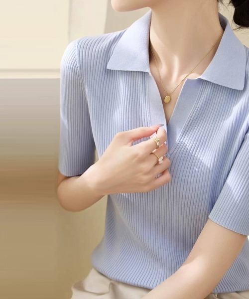 ONEP STAR(ワンピスター)の「襟付きリブニットトップス(ニット/セーター・レディース・ホワイト/ライトブルー/ブラック/ダークブラウン/パープル/グレイッシュベージュ・FREE)」の1枚目の写真