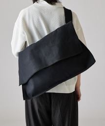 ITTI（イッチ）の「【ITTI】MARY FLAP INSIDEOUT SHOULDER - L（トートバッグ）」
