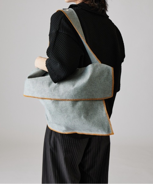 ITTI(イッチ)の「【ITTI】MARY FLAP INSIDEOUT SHOULDER - L(トートバッグ・メンズ・インディゴブルー/ブラック・FREE)」の12枚目の写真