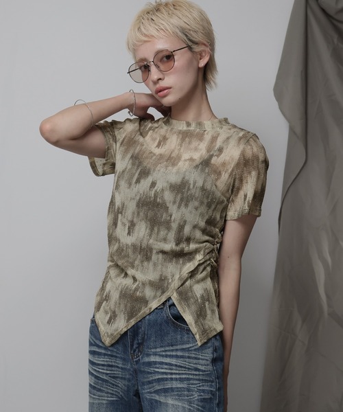 Ulysses(ユリシス)の「裾アシメラインストーンカットソー(Tシャツ/カットソー・レディース・グレー/ベージュ・F)」の4枚目の写真