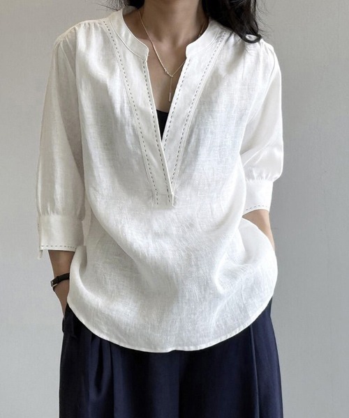 ONEP STAR(ワンピスター)の「Vネックステッチ七分袖ブラウス(シャツ/ブラウス・レディース・ホワイト・LARGE/X-LARGE/XX-LARGE)」の2枚目の写真