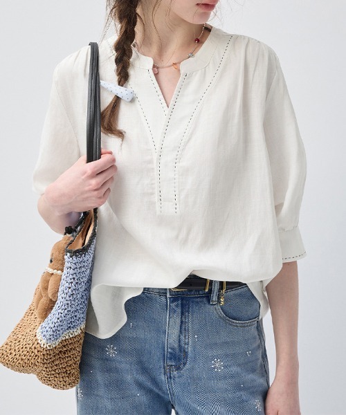 ONEP STAR(ワンピスター)の「Vネックステッチ七分袖ブラウス(シャツ/ブラウス・レディース・ホワイト・LARGE/X-LARGE/XX-LARGE)」の6枚目の写真