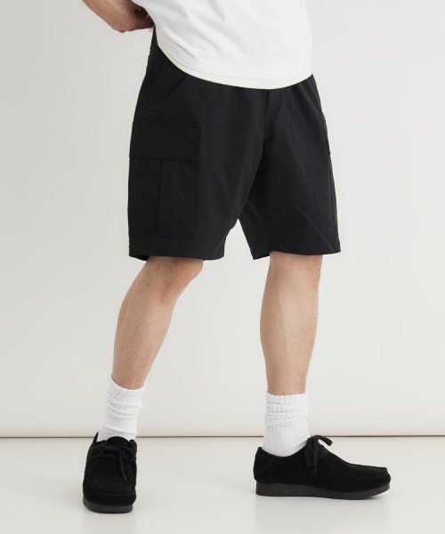 Right-on（ライトオン）の「Refurbish(リファービッシュ)ファティーグカーゴショートパンツ（その他パンツ・メンズ・ベージュ/オリーブ/ブラック・M/L/S/XL）」の2枚目の写真