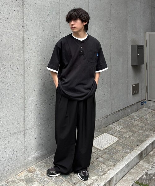 CIAOPANIC TYPY(チャオパニックティピー)の「【UNISEX】【汗シミ防止】レイヤードライクヘンリーTEE(Tシャツ/カットソー・メンズ・ベージュ/カーキ/ブラック/ホワイト・LARGE/MEDIUM)」の7枚目の写真