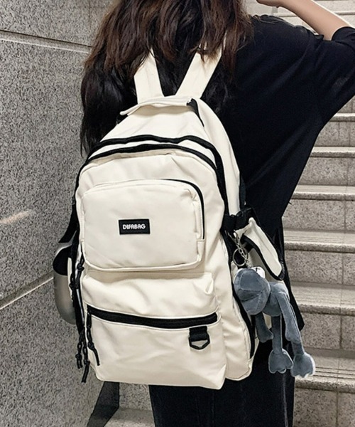 SEU(エスイーユー)の「【2WAY仕様】撥水加工×軽量0.54kg 多収納2層式PC対応ユニセックスバックパック(バックパック/リュック・レディース・ホワイト/ブラック・フリー)」の2枚目の写真