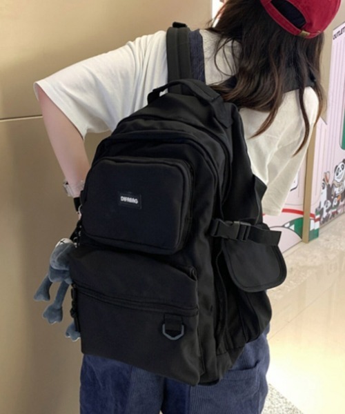 SEU(エスイーユー)の「【2WAY仕様】撥水加工×軽量0.54kg 多収納2層式PC対応ユニセックスバックパック(バックパック/リュック・レディース・ホワイト/ブラック・フリー)」の1枚目の写真
