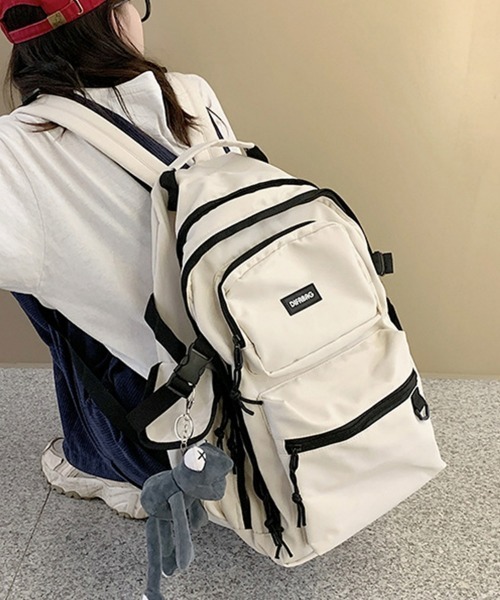 SEU(エスイーユー)の「【2WAY仕様】撥水加工×軽量0.54kg 多収納2層式PC対応ユニセックスバックパック(バックパック/リュック・レディース・ホワイト/ブラック・フリー)」の13枚目の写真