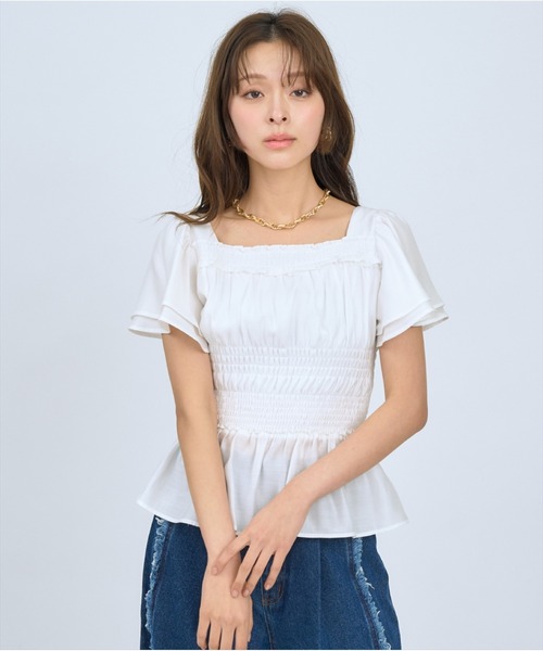 AND COUTURE(アンドクチュール)の「ウエストシャーリングブラウス(シャツ/ブラウス・レディース・ピンク/レッド/オフホワイト/ブラック/ブラウン/ブルー・FREE)」の2枚目の写真