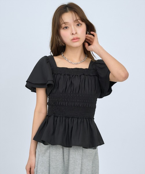 AND COUTURE(アンドクチュール)の「ウエストシャーリングブラウス(シャツ/ブラウス・レディース・ピンク/レッド/オフホワイト/ブラック/ブラウン/ブルー・FREE)」の3枚目の写真