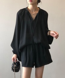 リボンVネックトップスショートパンツセットアップ