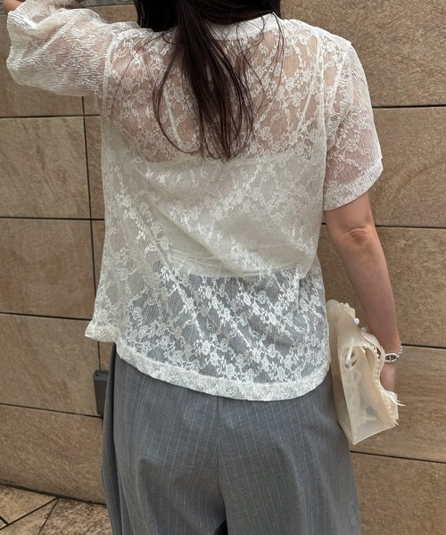 WILLFULLY(ウィルフリー)の「sheer floral pleated lace T-shirt(Tシャツ/カットソー・レディース・アイボリー/ブラック・FREE)」の4枚目の写真
