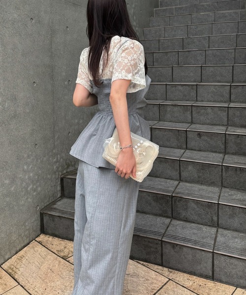 WILLFULLY(ウィルフリー)の「sheer floral pleated lace T-shirt(Tシャツ/カットソー・レディース・アイボリー/ブラック・FREE)」の6枚目の写真