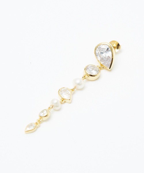DESIGNWORKS(デザインワークス)の「【Completedworks /コンプリーテッドワークス】The Light of the Past(ピアス(両耳用)・レディース・ゴールド・フリー)」の5枚目の写真