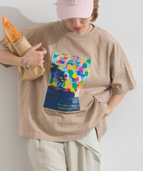 Figgle（フィグル）の「カラフル リゾート フォト TEE（Tシャツ/カットソー・レディース・ベージュ/オフホワイト・FREE）」の10枚目の写真