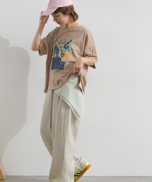 Figgle（フィグル）の「カラフル リゾート フォト TEE（Tシャツ/カットソー・レディース・ベージュ/オフホワイト・FREE）」の11枚目の写真