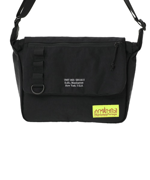 Manhattan Portage(マンハッタンポーテージ)の「ICAMP ASTOR SHOULDER BAG CORDURA GRINZA IRONWOOD(ショルダーバッグ・メンズ・ブラック・SMALL)」の6枚目の写真