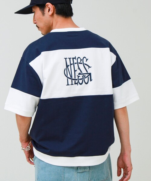 GLOSTER(グロスター)の「【バックプリントが映える】切り替え GOODNESS オーバーストライプ Tシャツ(Tシャツ/カットソー・メンズ・ブラック系その他/グリーン系その他/ブルー系その他・L/M/S)」の1枚目の写真