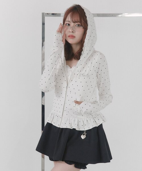 OLIVE des OLIVE(オリーブデオリーブ)の「【紫外線遮蔽率90%以上】UVパーカー(パーカー・レディース・オフホワイト/ブラック/ホワイト/ピンク・FREE)」の18枚目の写真