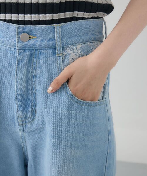 RETRO GIRL(レトロガール)の「レースポケットセミフレアデニムパンツ(デニムパンツ・レディース・ブルー/ブラック・MEDIUM/LARGE)」の8枚目の写真