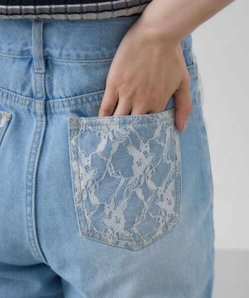 RETRO GIRL(レトロガール)の「レースポケットセミフレアデニムパンツ(デニムパンツ・レディース・ブルー/ブラック・MEDIUM/LARGE)」の4枚目の写真