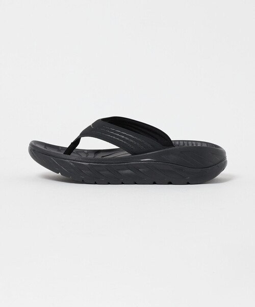 HOKA(ホカ)の「<HOKA>オラ リカバリー フリップ サンダル(サンダル・メンズ・ブラック・28cm/27cm/29cm/25cm/26cm)」の1枚目の写真