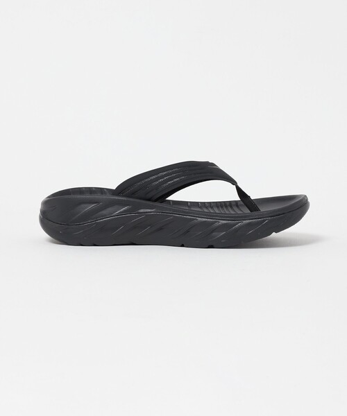 HOKA(ホカ)の「<HOKA>オラ リカバリー フリップ サンダル(サンダル・メンズ・ブラック・28cm/27cm/29cm/25cm/26cm)」の4枚目の写真