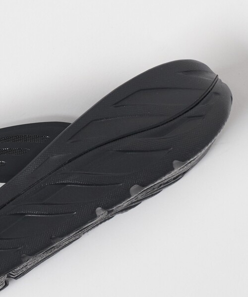 HOKA(ホカ)の「<HOKA>オラ リカバリー フリップ サンダル(サンダル・メンズ・ブラック・28cm/27cm/29cm/25cm/26cm)」の10枚目の写真