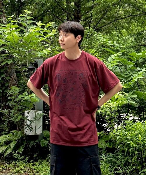 WORKS & CO.(ワークス アンド コー)の「エクスプローラーキャンピンググラフィック半袖Tシャツ(ワイン)(Tシャツ/カットソー・メンズ・その他・2XL/MEDIUM/LARGE/SMALL/X-LARGE)」の10枚目の写真