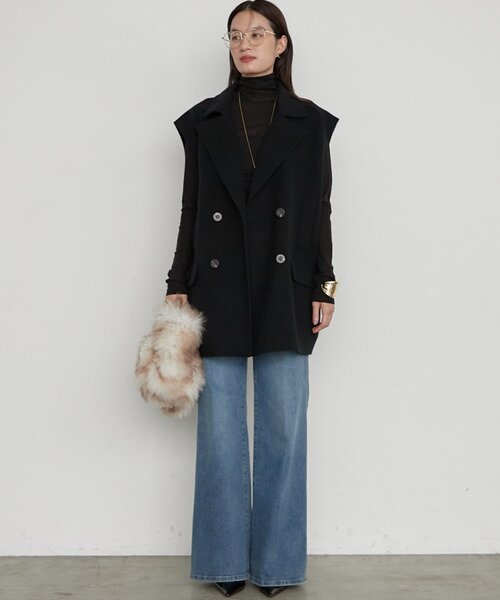 LOUNGEDRESS(ラウンジドレス)の「《羽織るだけでこなれ見え》リバージレミドルコート(ベスト・レディース・ブラウン/ベージュ/ブラック・FREE)」の5枚目の写真